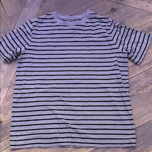 Hanna Andersson Gray and Black Striped Short Sleeve Tee